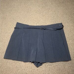 Zara | L | Women's Gray Pleated Skort